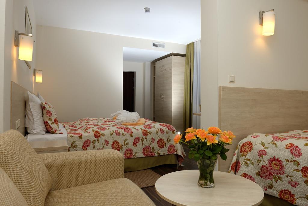 Hotel Nad Przelomem Сромовце-Нижне Экстерьер фото
